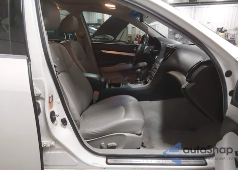 2008 Infiniti G35X z USA, uszkodzony, nr VIN JNKBV61F38M275784